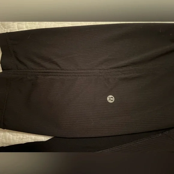 Lululemon Dance Studio Mid Rise Cropped Pant - Picture 4 of 11